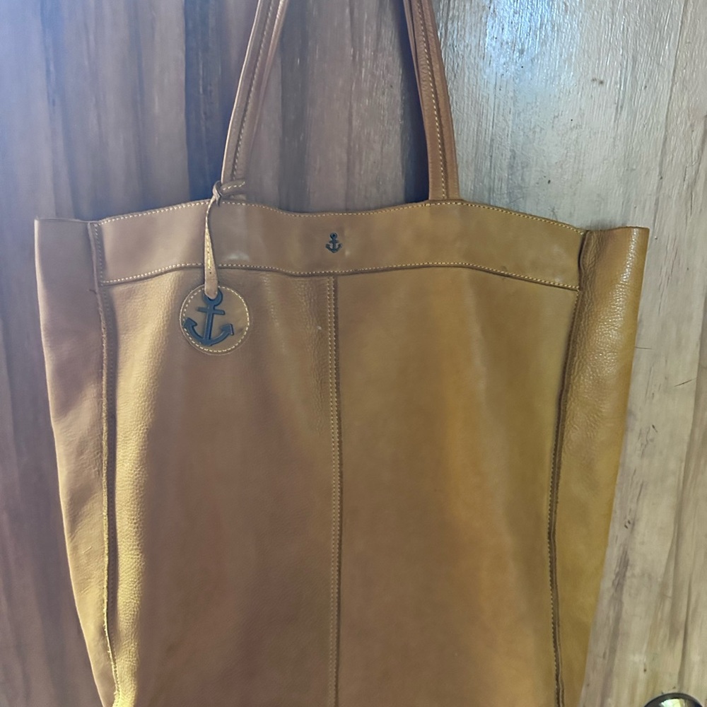 Elegant Tan Leather Tote with Anchor Charm